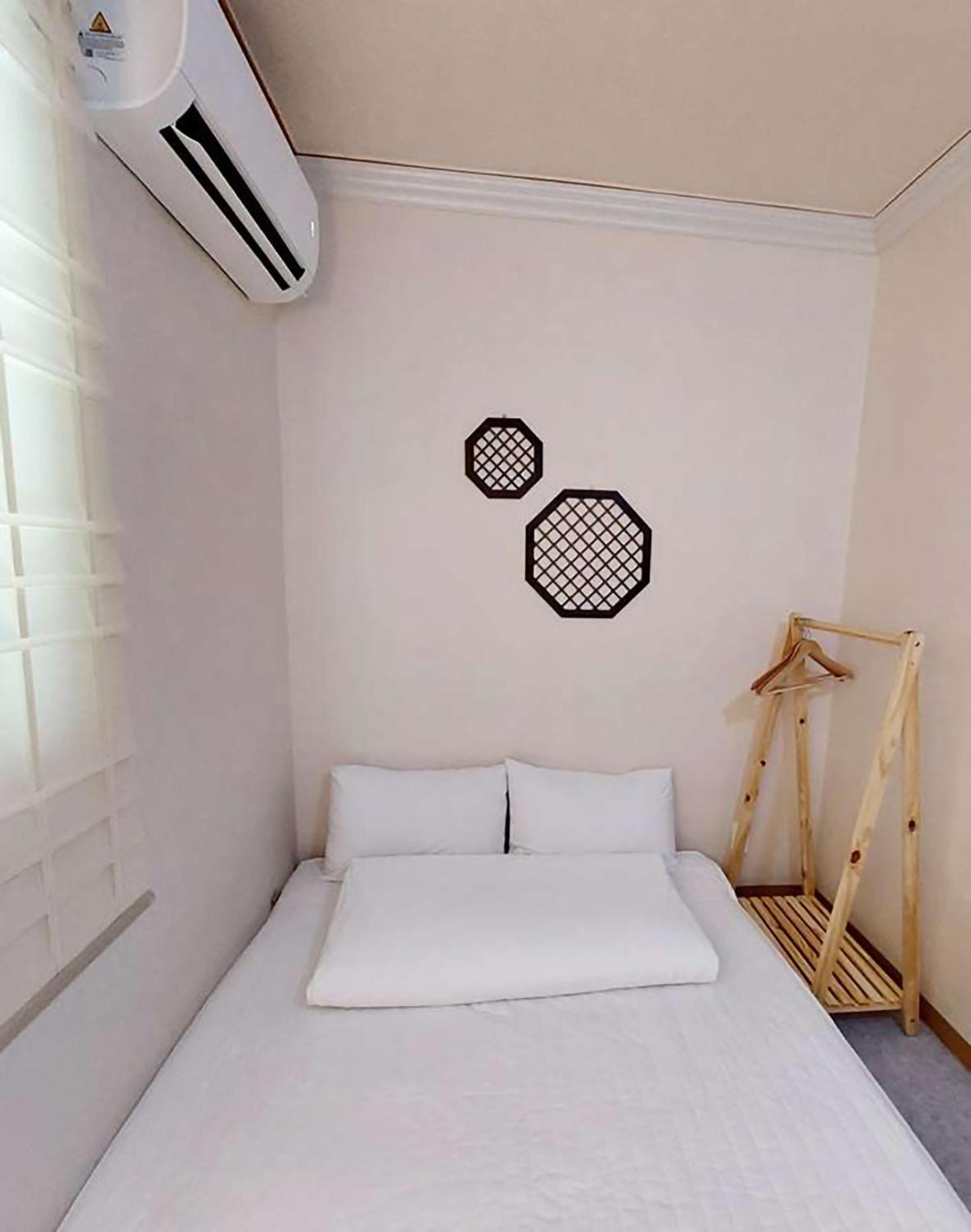Blau Guesthouse Кёнджу Экстерьер фото